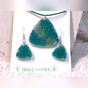 Christmas Tree Handmade Pendant Necklace and Earrings Bundle